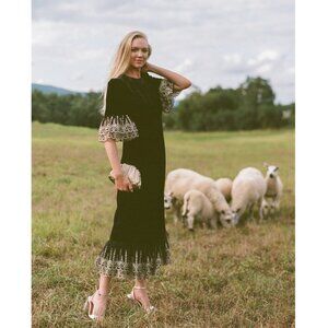 NEW Pomander Place Black Velvet Lillith Gold Embroidered Lace Maxi Dress Size S